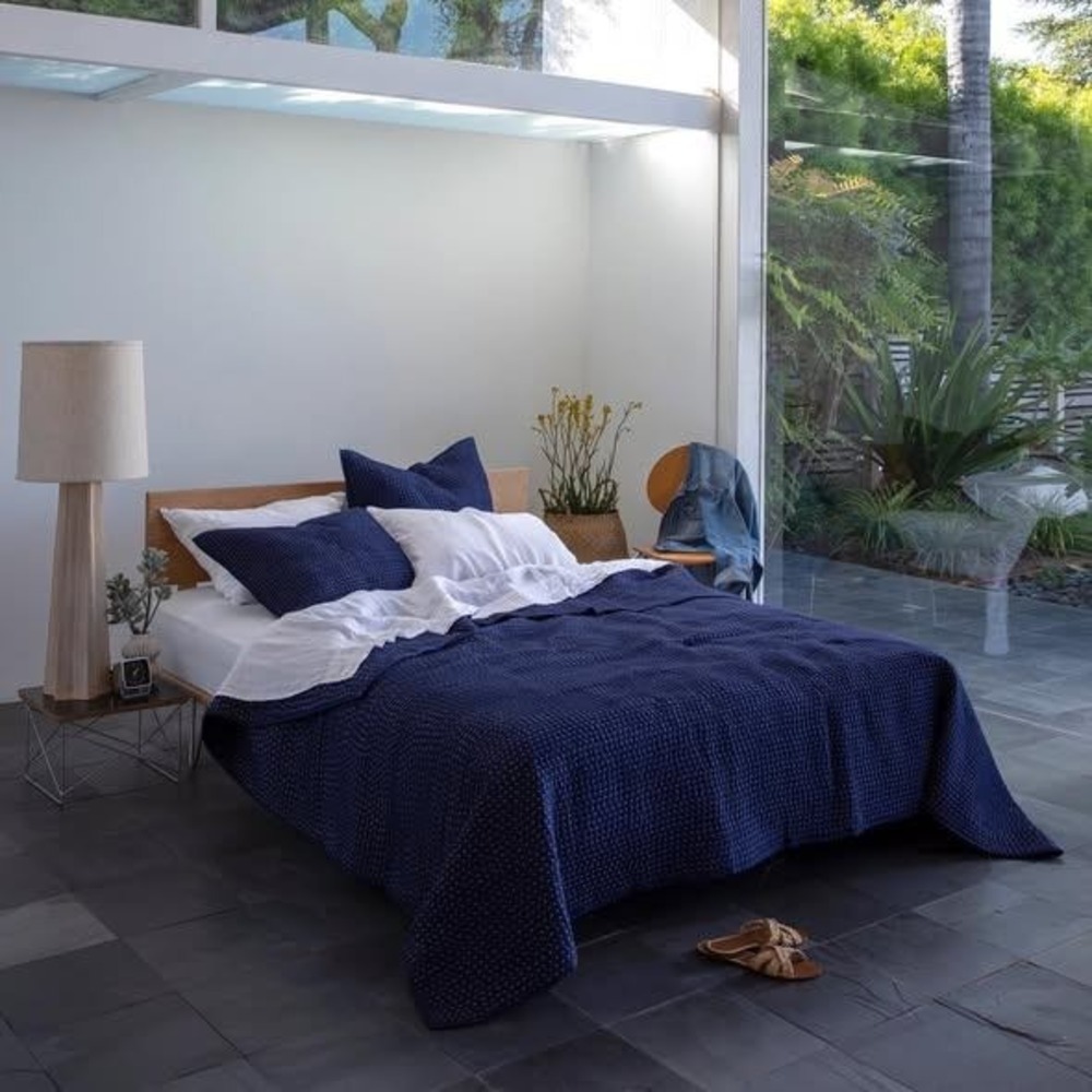 Brooklinen Graham Lightweight Cotton Quilt Set 2 Shams Navy 94" x 93"